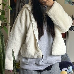 White Hooded Faux Fur Cropped Jacket size M